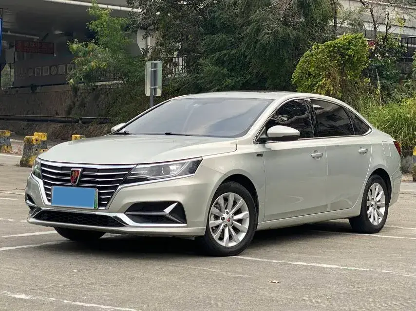 2017 Roewe i6 1.0T 125HP L3 2AT PHEV