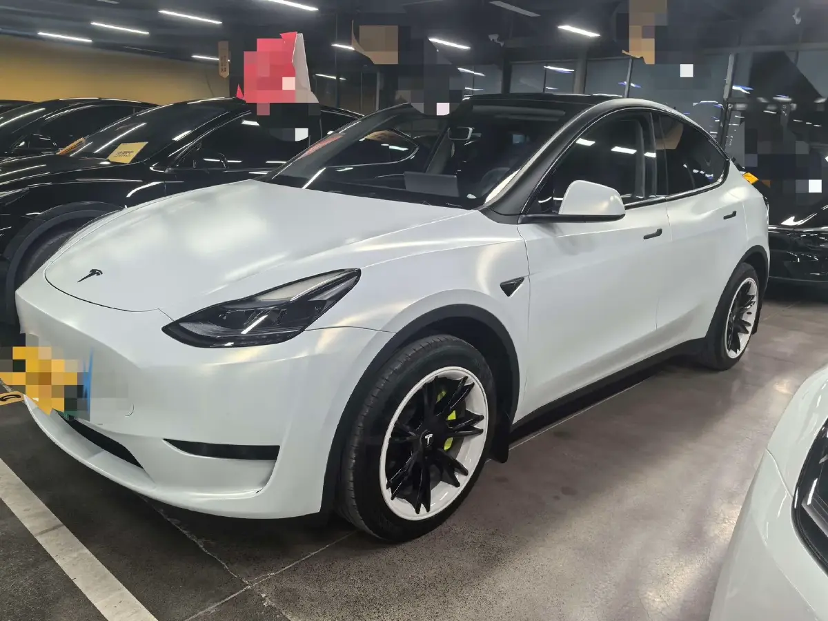 2022 Tesla Model Y BEV 60KWH