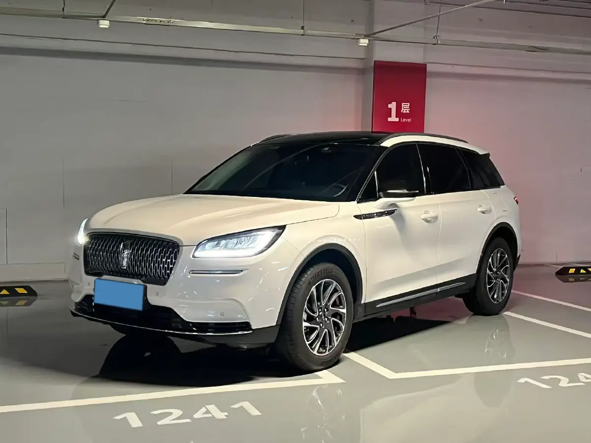 2022 Lincoln Corsair 2.0T 245HP L4 8AT