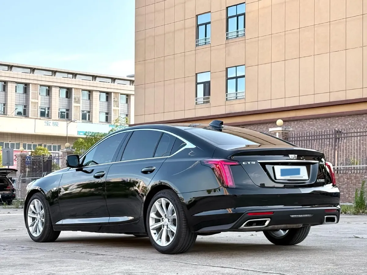 2024 Cadillac CT5 2.0T 237HP L4 10AT,autocango,china used car exporter,china ev exporter,chinese used car exporter,chinese used ev exporter