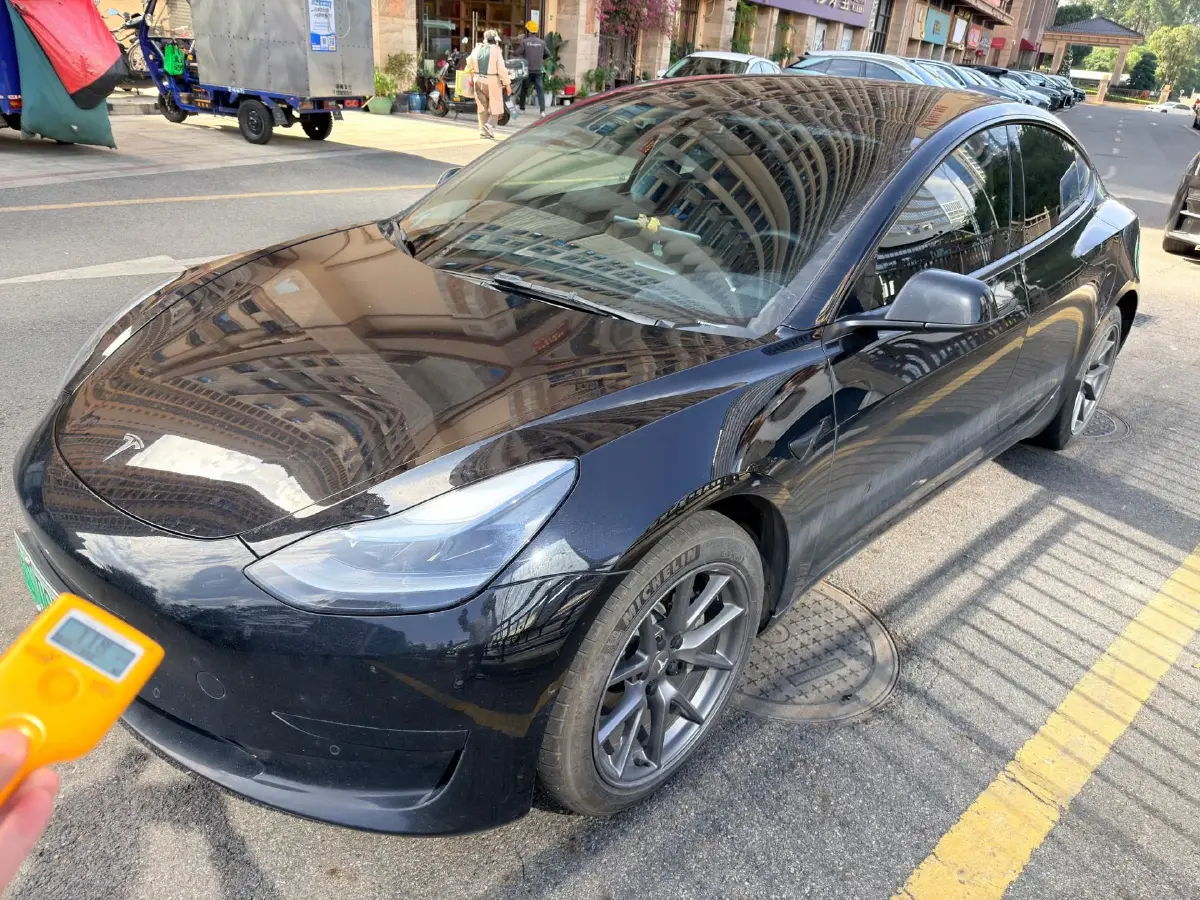 2022 Tesla Model 3 BEV 60KWH