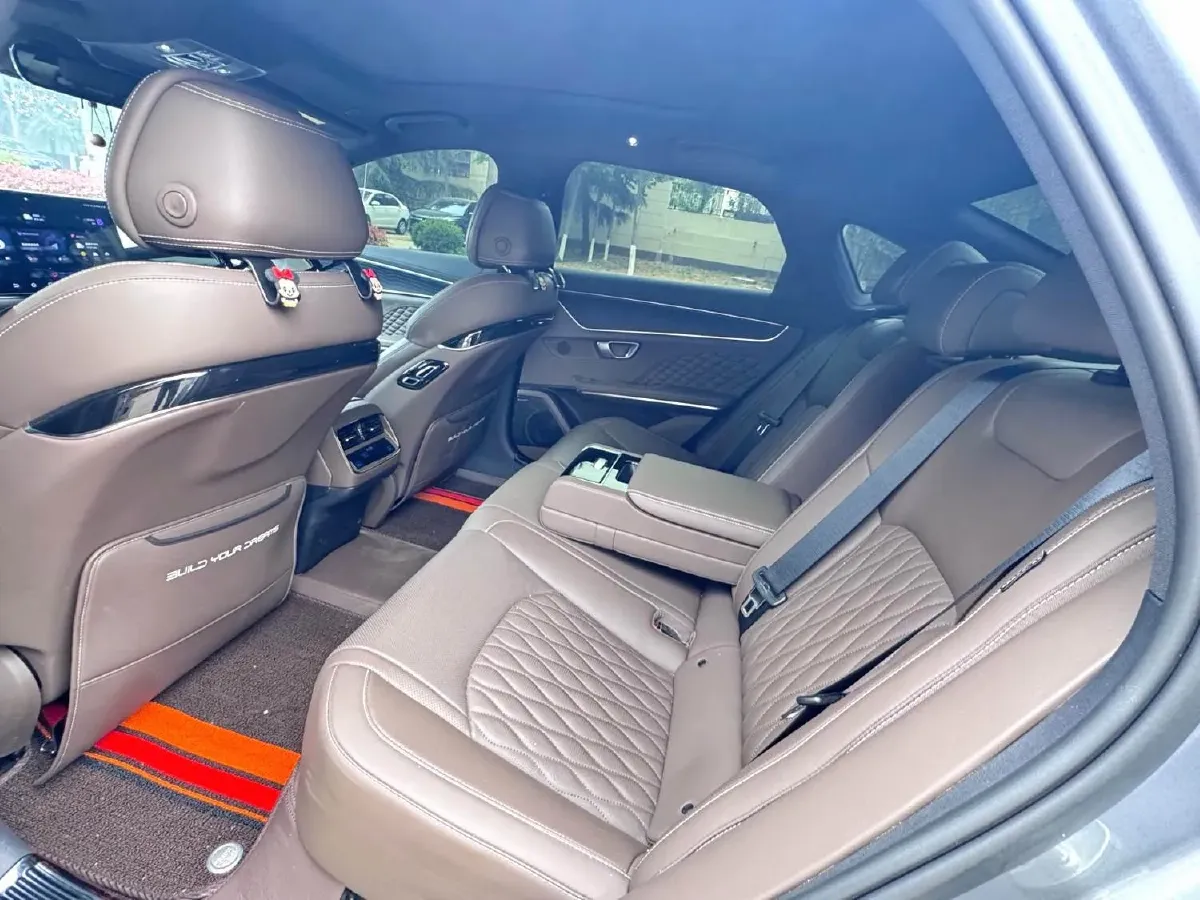 2022 Volkswagen Tiguan L 2.0T 186HP L4 7DCT,autocango,china used car exporter,china ev exporter,chinese used car exporter,chinese used ev exporter