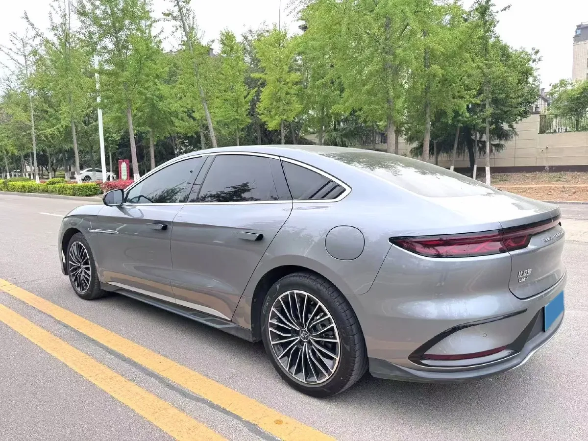 2022 Volkswagen Tiguan L 2.0T 186HP L4 7DCT,autocango,china used car exporter,china ev exporter,chinese used car exporter,chinese used ev exporter