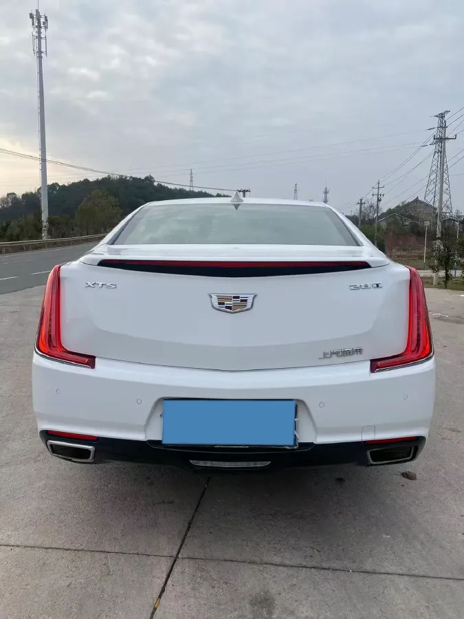 2018 Cadillac XTS 2.0T 269HP L4 6AT,autocango,china used car exporter,china ev exporter,chinese used car exporter,chinese used ev exporter