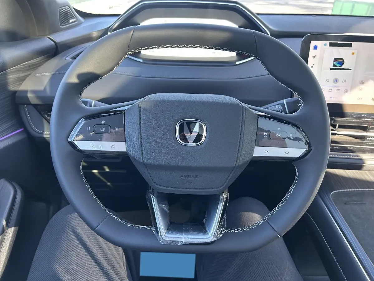 2025 ChangAn CS55PLUS PHEV 1.5L 98HP L4 E-CVT PHEV,autocango,china used car exporter,china ev exporter,chinese used car exporter,chinese used ev exporter