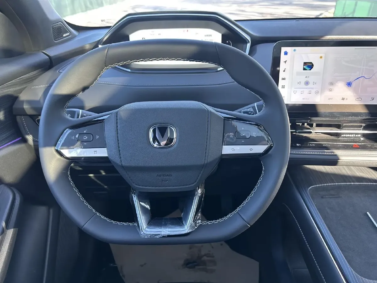 2025 ChangAn CS55PLUS PHEV 1.5L 98HP L4 E-CVT PHEV,autocango,china used car exporter,china ev exporter,chinese used car exporter,chinese used ev exporter