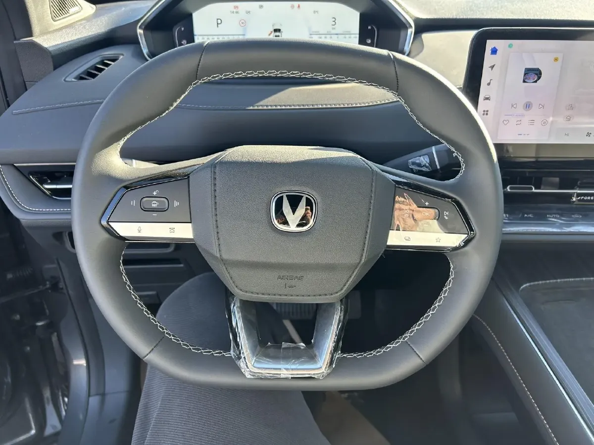 2025 ChangAn CS55PLUS PHEV 1.5L 98HP L4 E-CVT PHEV,autocango,china used car exporter,china ev exporter,chinese used car exporter,chinese used ev exporter