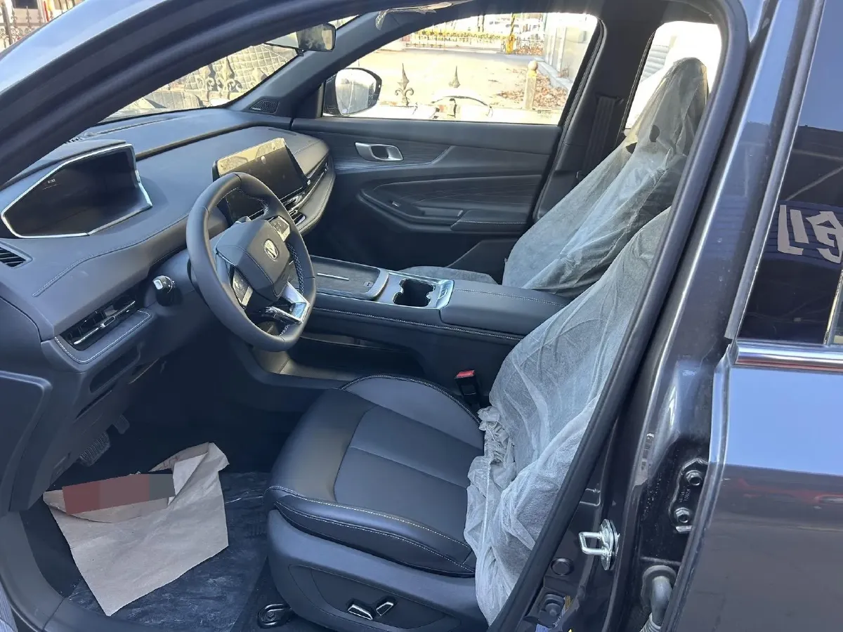 2025 ChangAn CS55PLUS PHEV 1.5L 98HP L4 E-CVT PHEV,autocango,china used car exporter,china ev exporter,chinese used car exporter,chinese used ev exporter