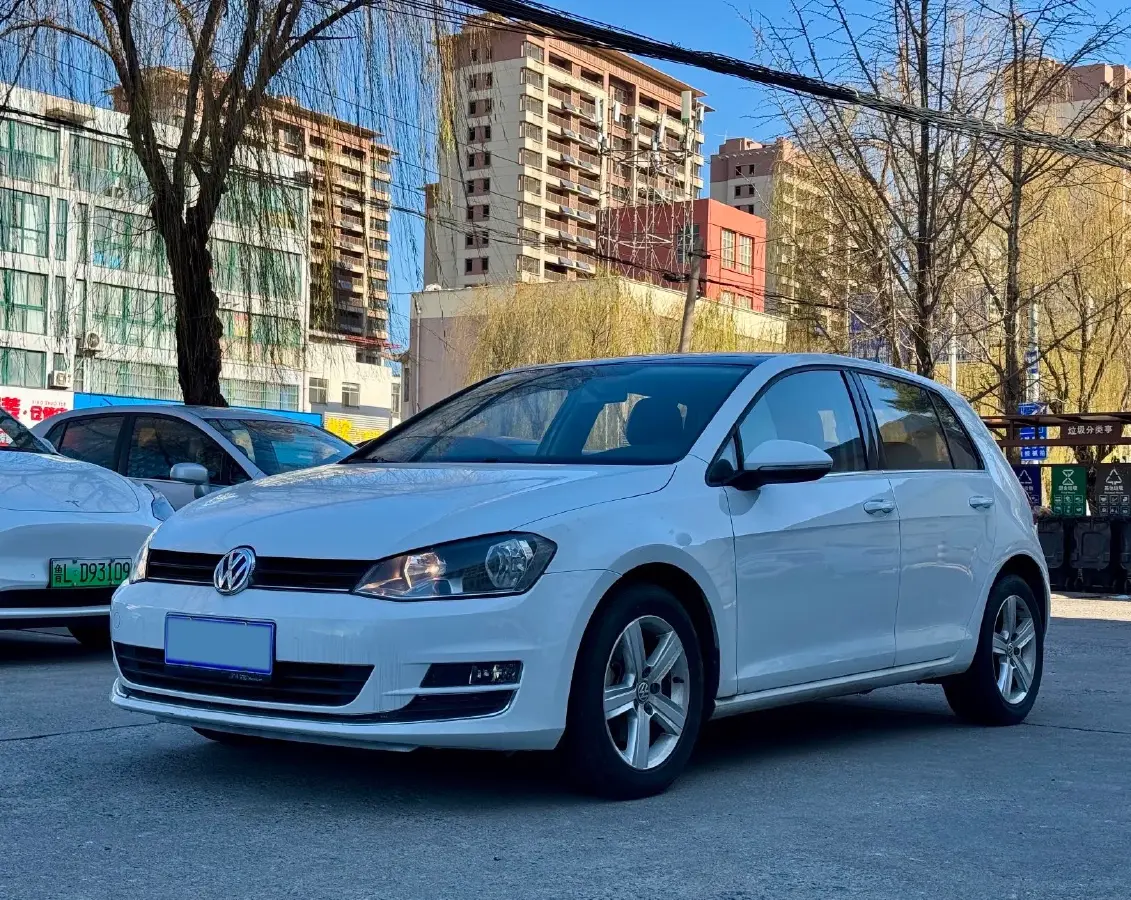 2015 Volkswagen Golf 1.4T 131HP L4 7DCT