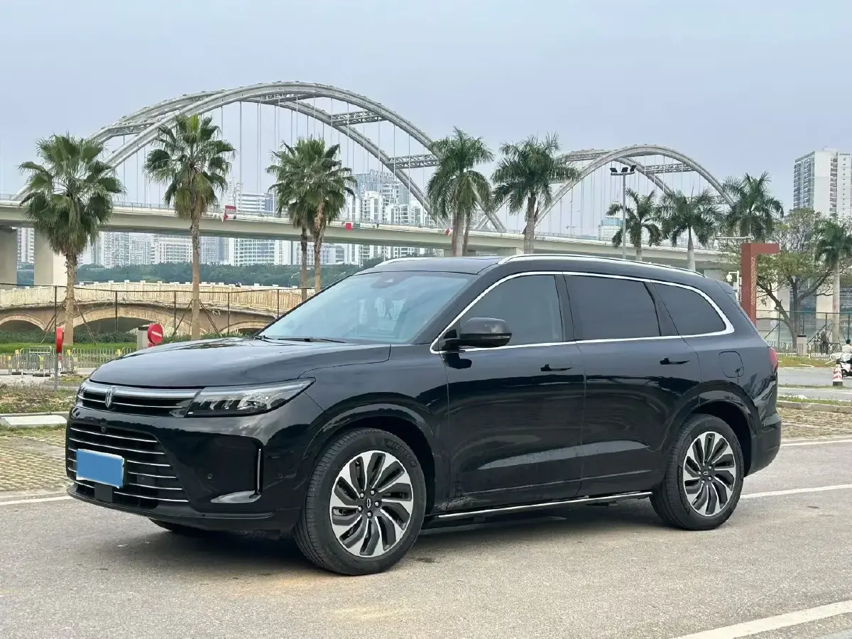 2022 Volvo S60 2.0T 197HP L4 8AT