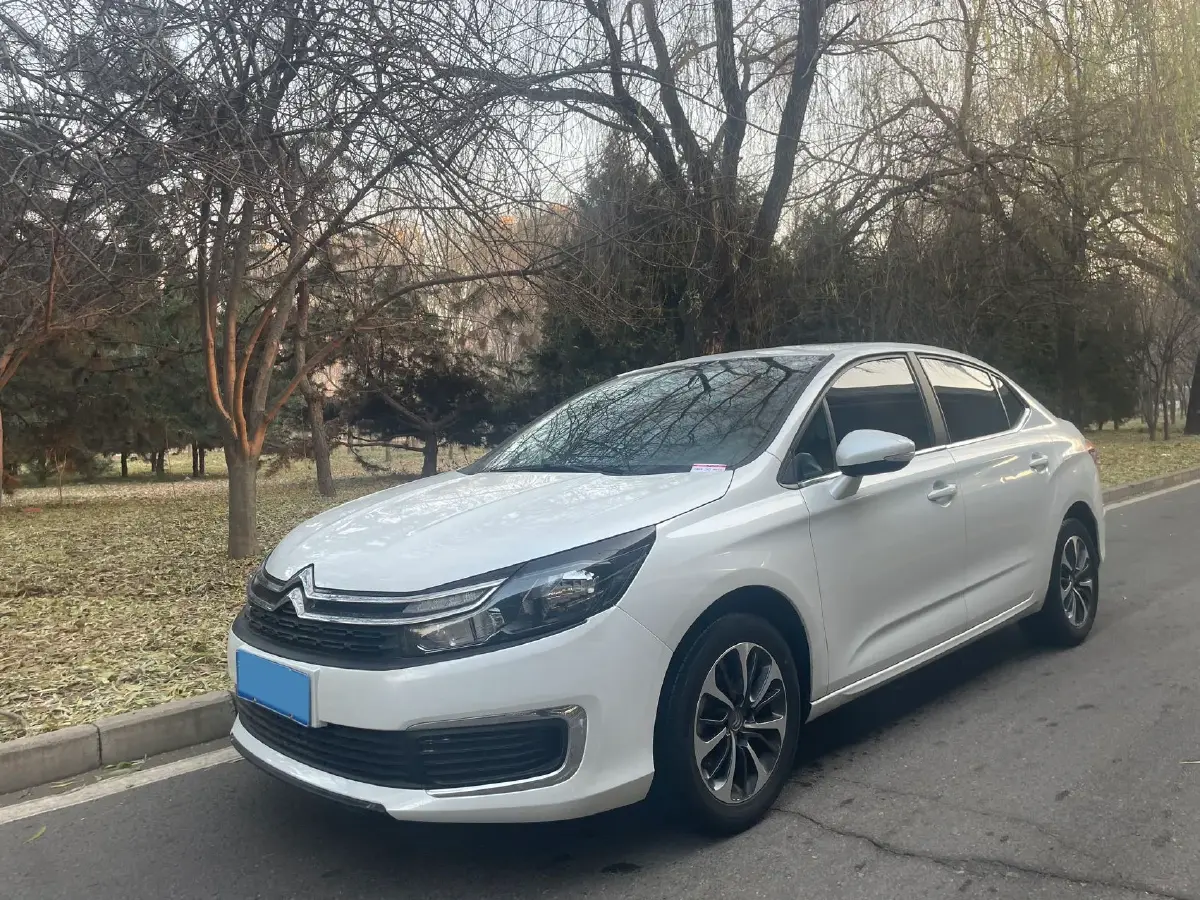 2019 Citroen C4L 1.2T 136HP L3 6AT