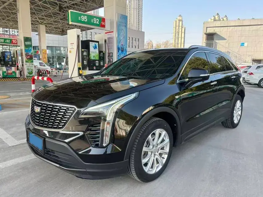 2021 Cadillac XT4 2.0T 237HP L4 9AT