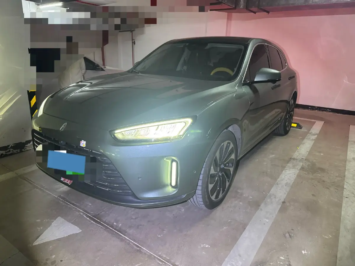 2022 Isuzu Mu-X 2.0T 220HP L4 8AT