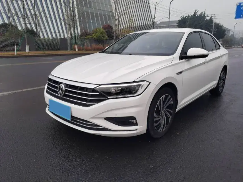 2020 Volkswagen Sagitar 1.4T 150HP L4 7DCT