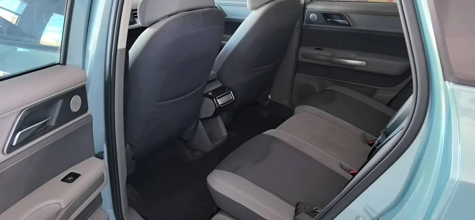 2021 Aiways U5 BEV 63KWH,autocango,china used car exporter,china ev exporter,chinese used car exporter,chinese used ev exporter