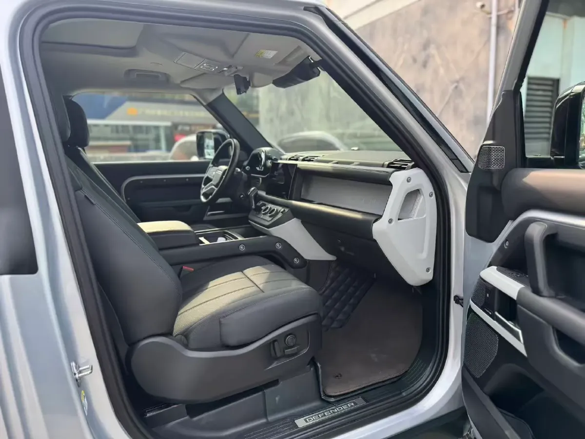 2023 ShengTang V-Class 2.0T 211HP L4 9AT,autocango,china used car exporter,china ev exporter,chinese used car exporter,chinese used ev exporter