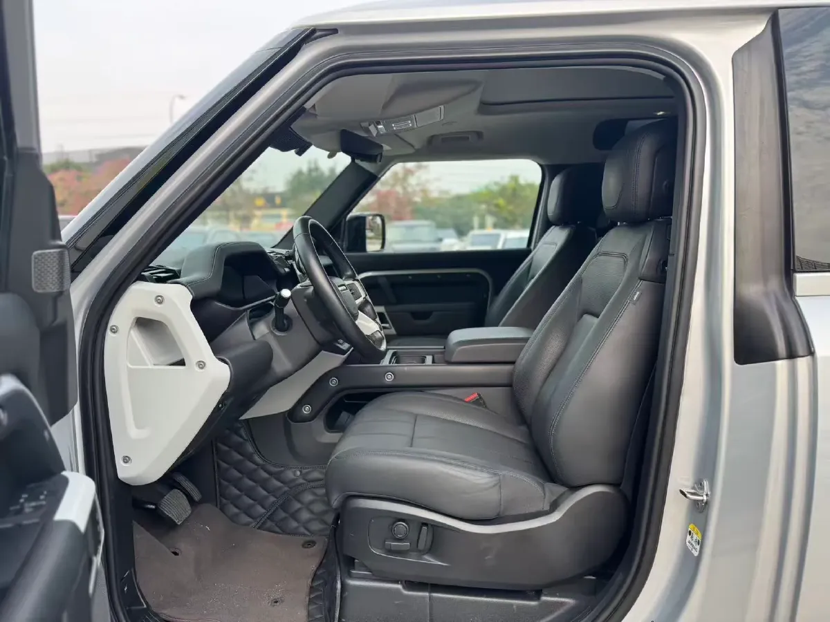 2023 ShengTang V-Class 2.0T 211HP L4 9AT,autocango,china used car exporter,china ev exporter,chinese used car exporter,chinese used ev exporter