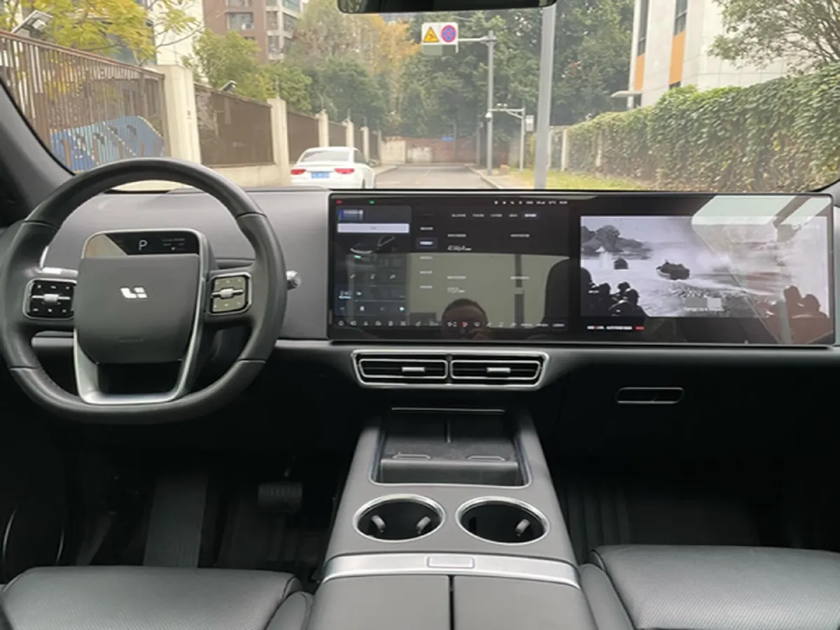 2023 Li L7 Range Extended 154HP REEV 40.9KWH,autocango,china used car exporter,china ev exporter,chinese used car exporter,chinese used ev exporter