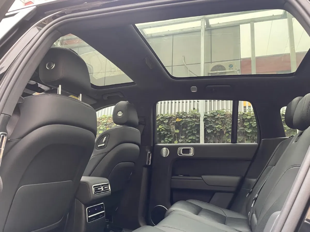 2023 Li L7 Range Extended 154HP REEV 40.9KWH,autocango,china used car exporter,china ev exporter,chinese used car exporter,chinese used ev exporter