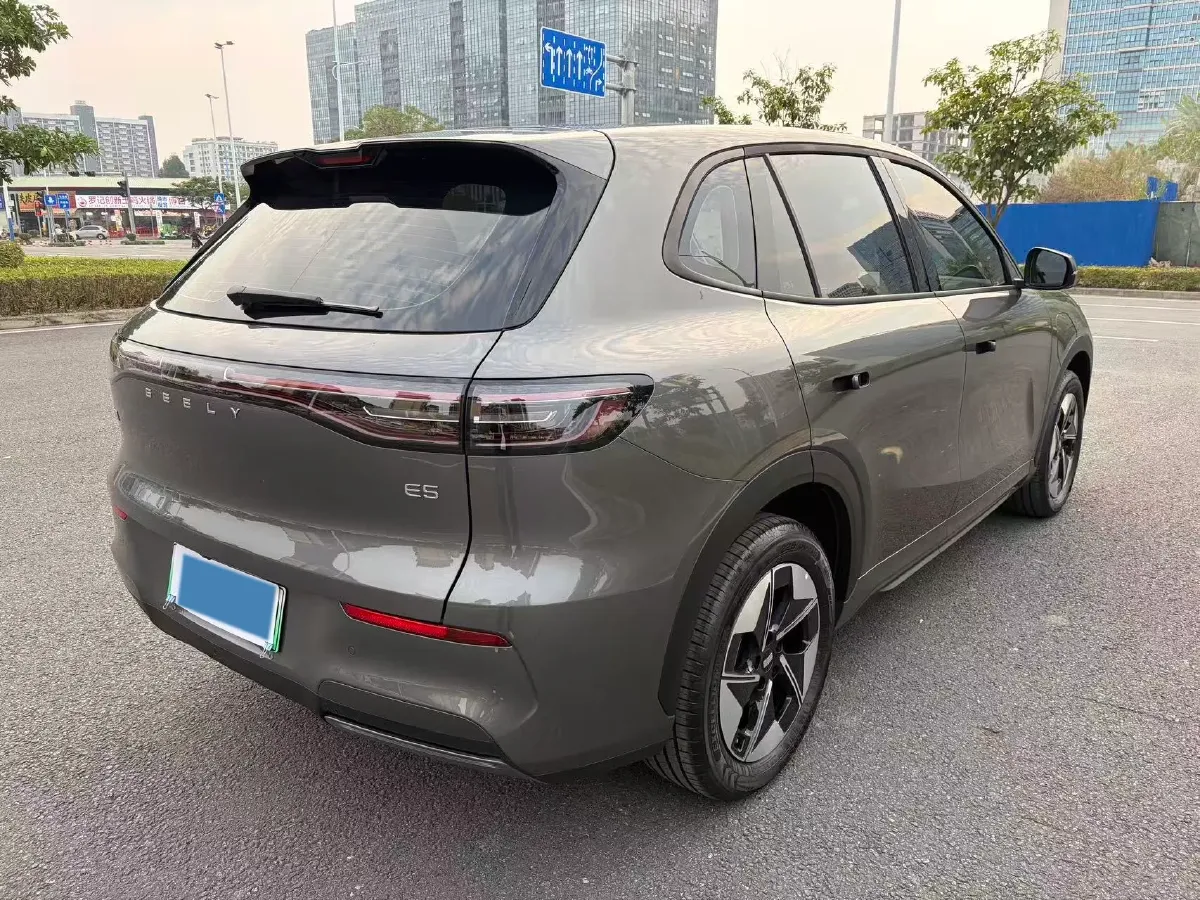 2024 LanDian E5 1.5L 110HP L4 E-CVT PHEV 17.52KWH,autocango,china used car exporter,china ev exporter,chinese used car exporter,chinese used ev exporter