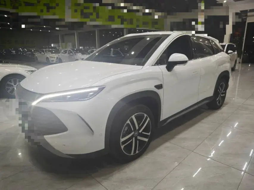 2025 BYD SongL DM-i 1.5L 101HP L4 E-CVT PHEV 18.3KWH