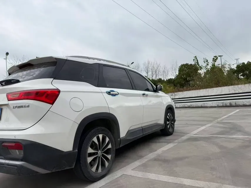 2020 HanTeng X7 1.5T 156HP L4 6AT,autocango,china used car exporter,china ev exporter,chinese used car exporter,chinese used ev exporter