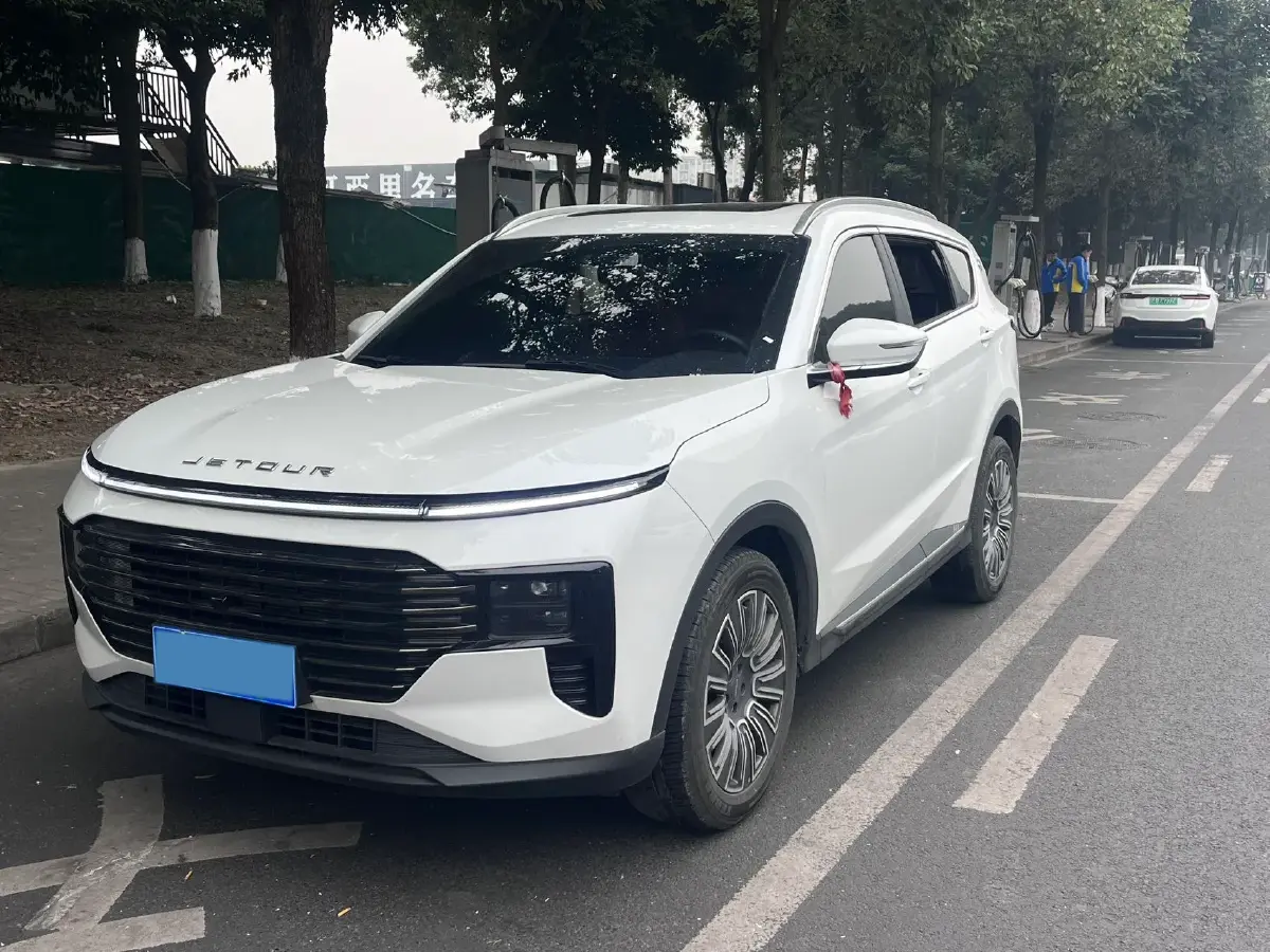 2025 Jetour X70 Plus 1.5T 156HP L4 6DCT