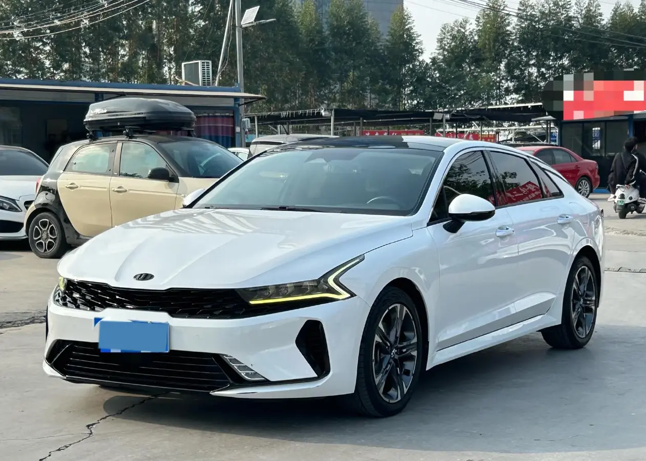 2020 Kia K5 1.5T 170HP L4 7DCT