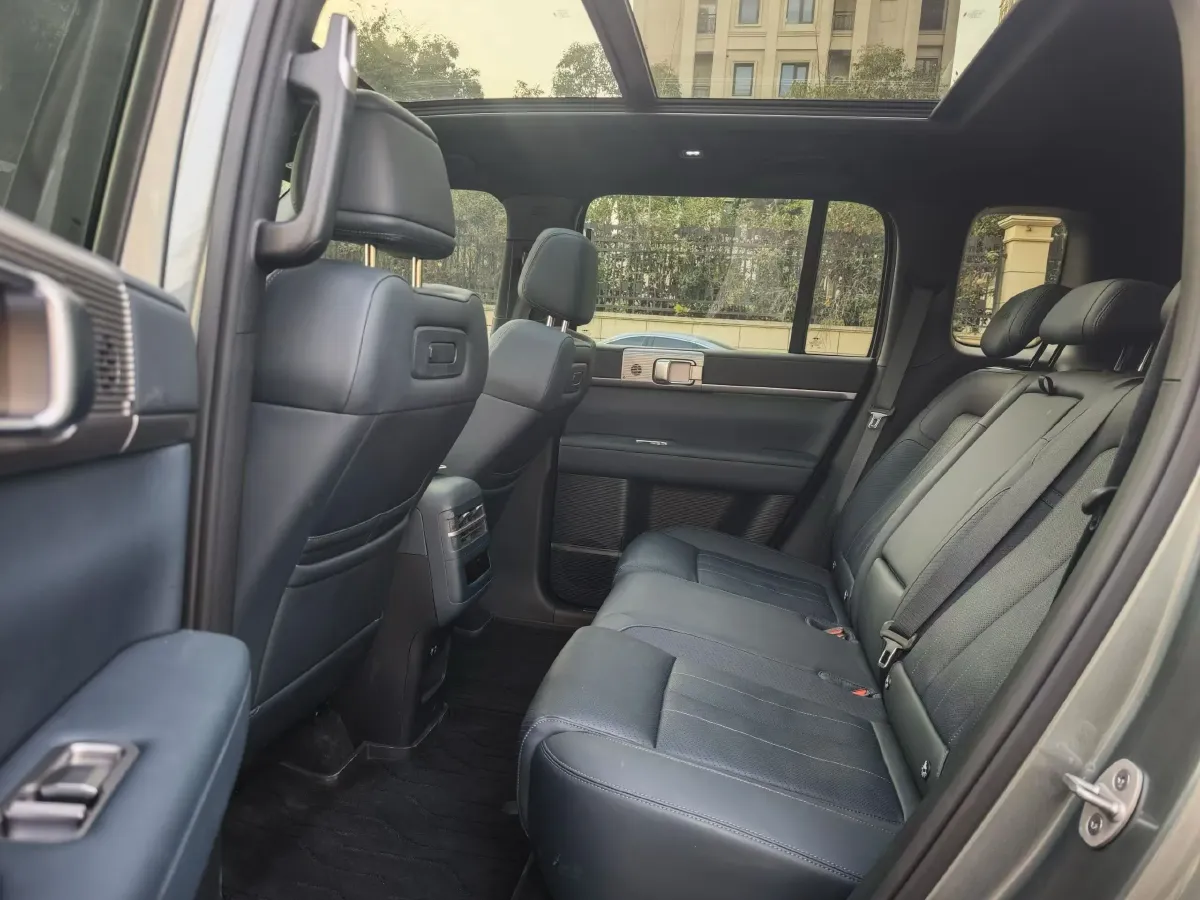 2025 FangChengBao Tai 7 1.5T 156HP L4 E-CVT PHEV,autocango,china used car exporter,china ev exporter,chinese used car exporter,chinese used ev exporter