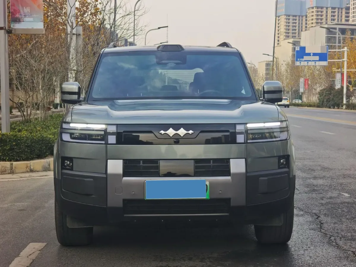 2025 FangChengBao Tai 7 1.5T 156HP L4 E-CVT PHEV,autocango,china used car exporter,china ev exporter,chinese used car exporter,chinese used ev exporter
