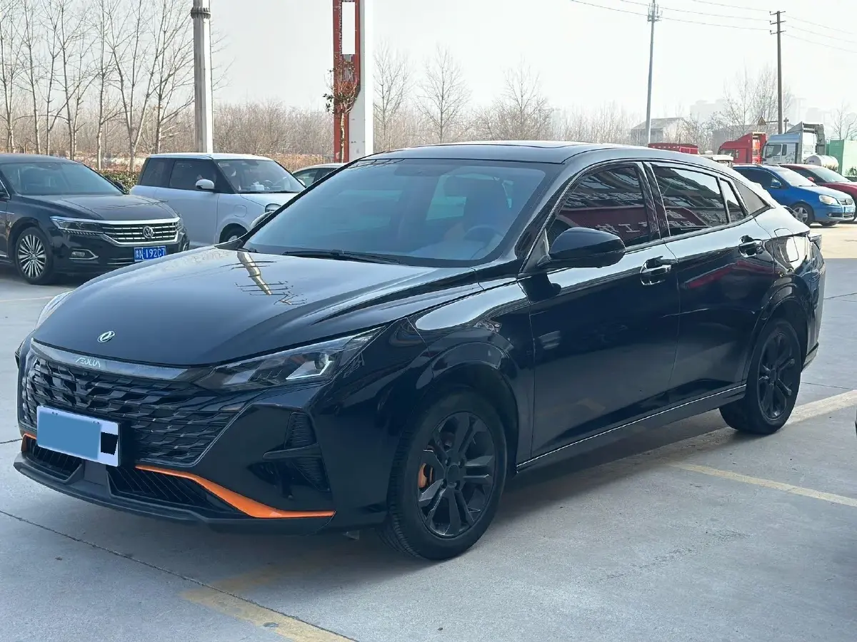 2023 DongFeng Aeolus YiXuan 1.5L 125HP L4 6DCT