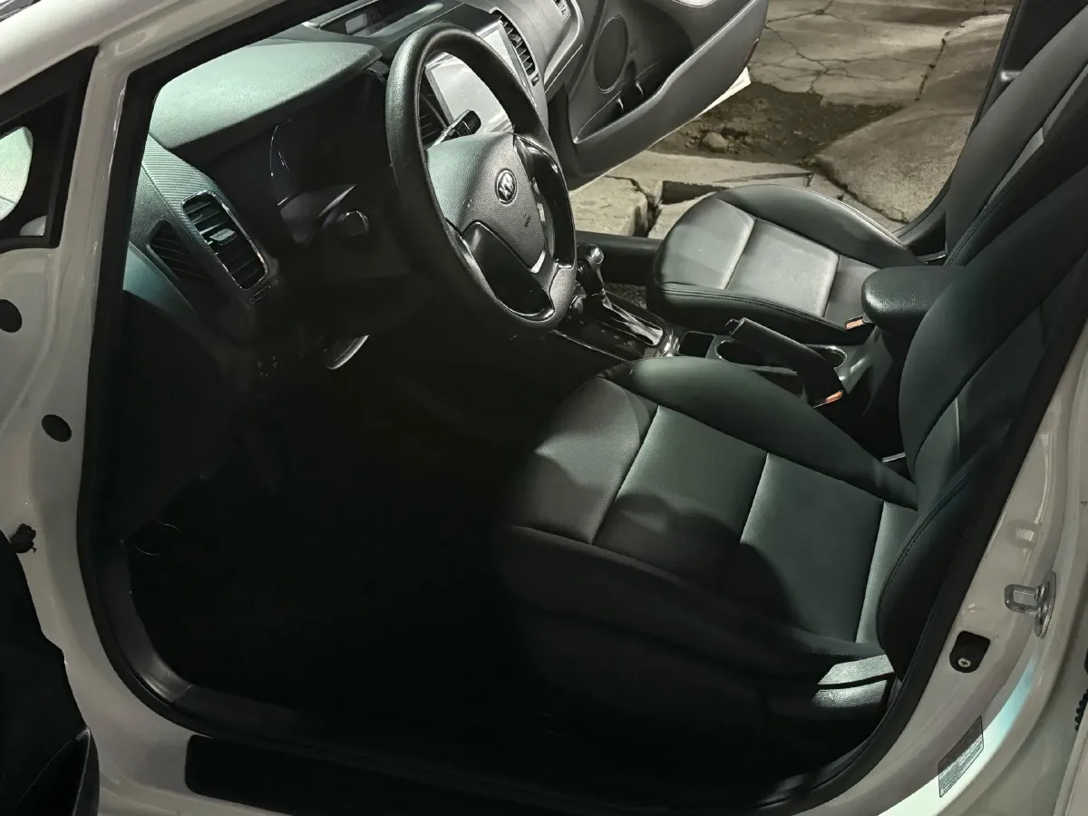 2016 Kia K3 1.6L 128HP L4 6AT,autocango,china used car exporter,china ev exporter,chinese used car exporter,chinese used ev exporter