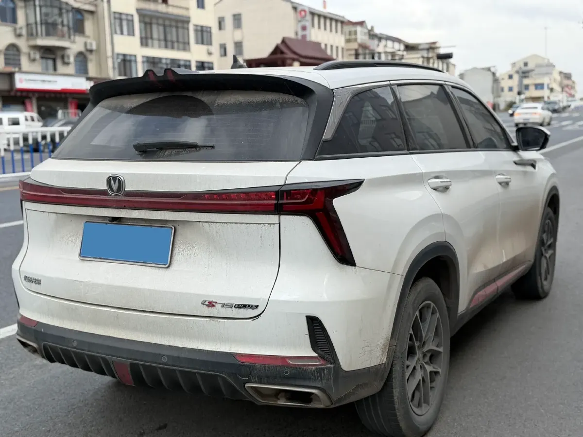 2022 ChangAn CS75 Plus 1.5T 188HP L4 8AT,autocango,china used car exporter,china ev exporter,chinese used car exporter,chinese used ev exporter