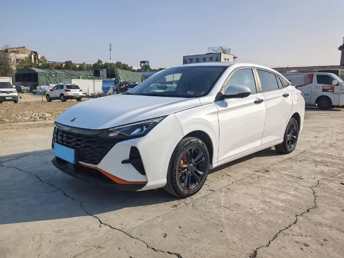 2023 DongFeng Aeolus YiXuan 1.5L 125HP L4 6DCT