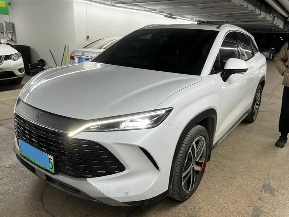 2025 BYD SongL DM-i 1.5L 101HP L4 E-CVT PHEV 18.3KWH