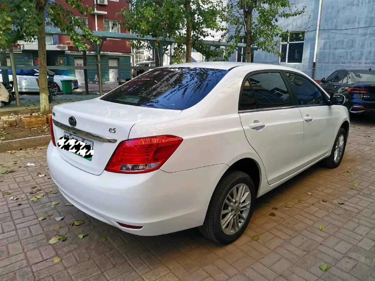 2018 BYD e5 BEV 60.48KWH,autocango,china used car exporter,china ev exporter,chinese used car exporter,chinese used ev exporter