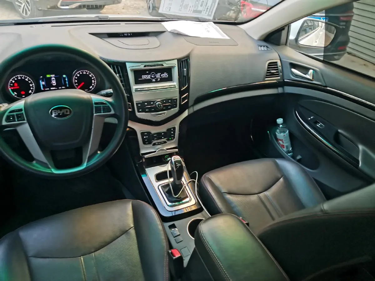 2018 BYD e5 BEV 60.48KWH,autocango,china used car exporter,china ev exporter,chinese used car exporter,chinese used ev exporter