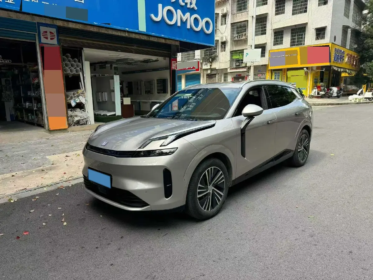 2024 LYNK&CO 08 EM-P 1.5T 163HP L4 3DHT PHEV 21.2KWH