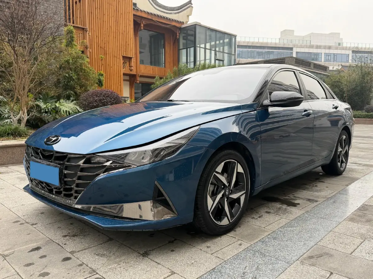 2021 Hyundai Elantra 1.5L 115HP L4 CVT