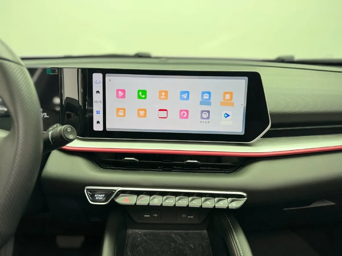 2022 Geely Coolray 1.5T 181HP L4 7DCT,autocango,china used car exporter,china ev exporter,chinese used car exporter,chinese used ev exporter