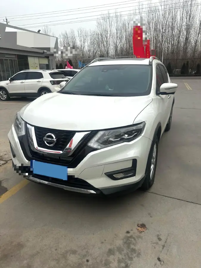 2022 Nissan X-Trail 2.0L 151HP L4 CVT
