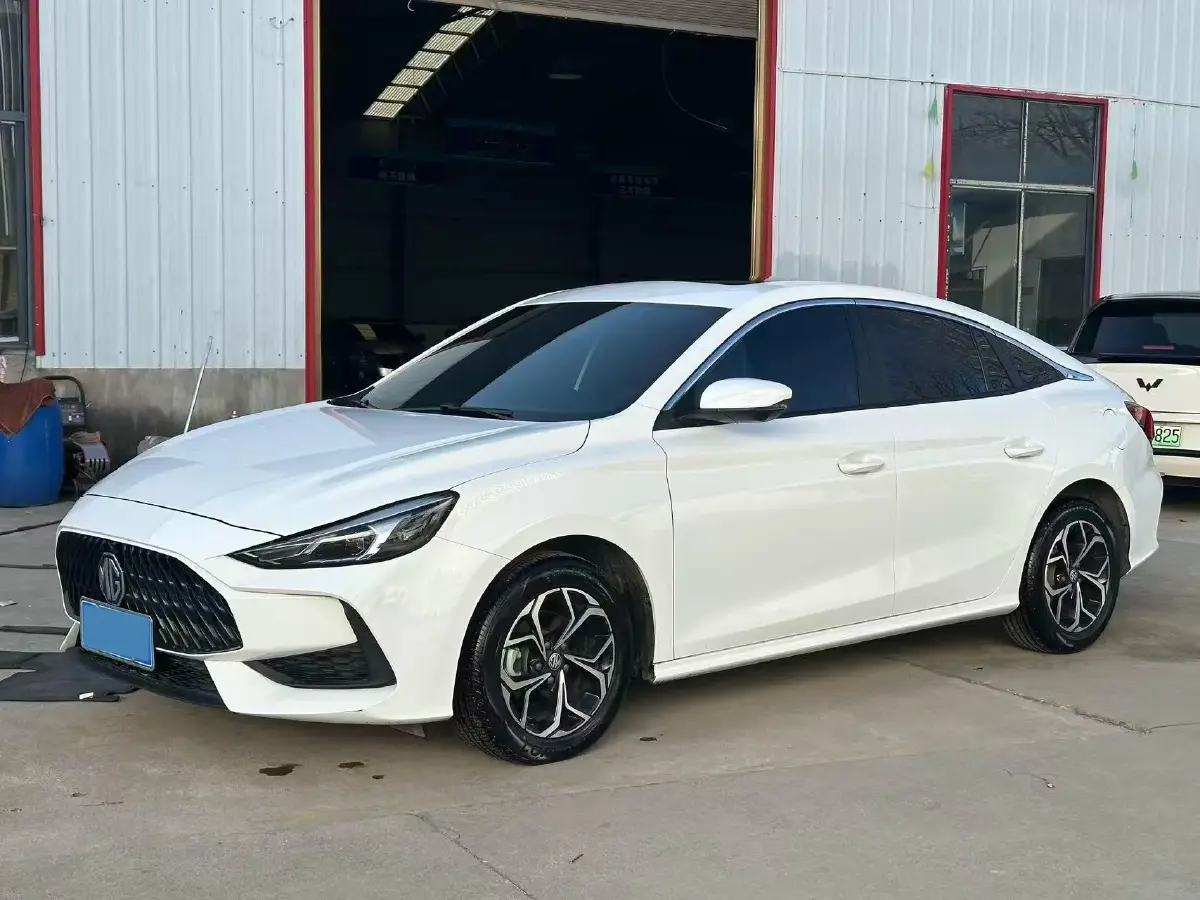 2021 MG 5 1.5L 120HP L4 CVT