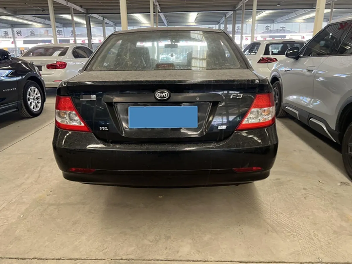 2013 FAW Vita V5 1.5L 102HP L4 5MT,autocango,china used car exporter,china ev exporter,chinese used car exporter,chinese used ev exporter