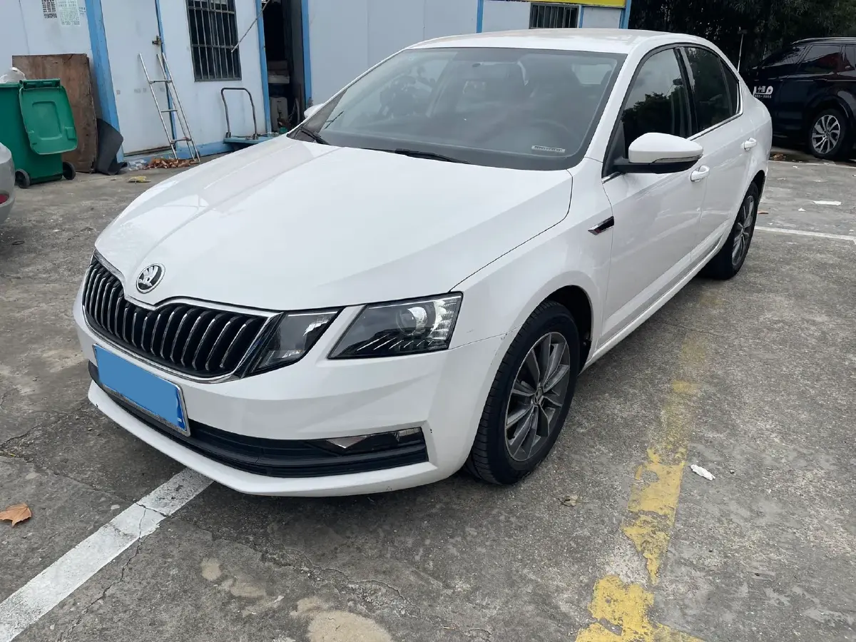 2019 Skoda Octavia 1.5L 116HP L4 6AT