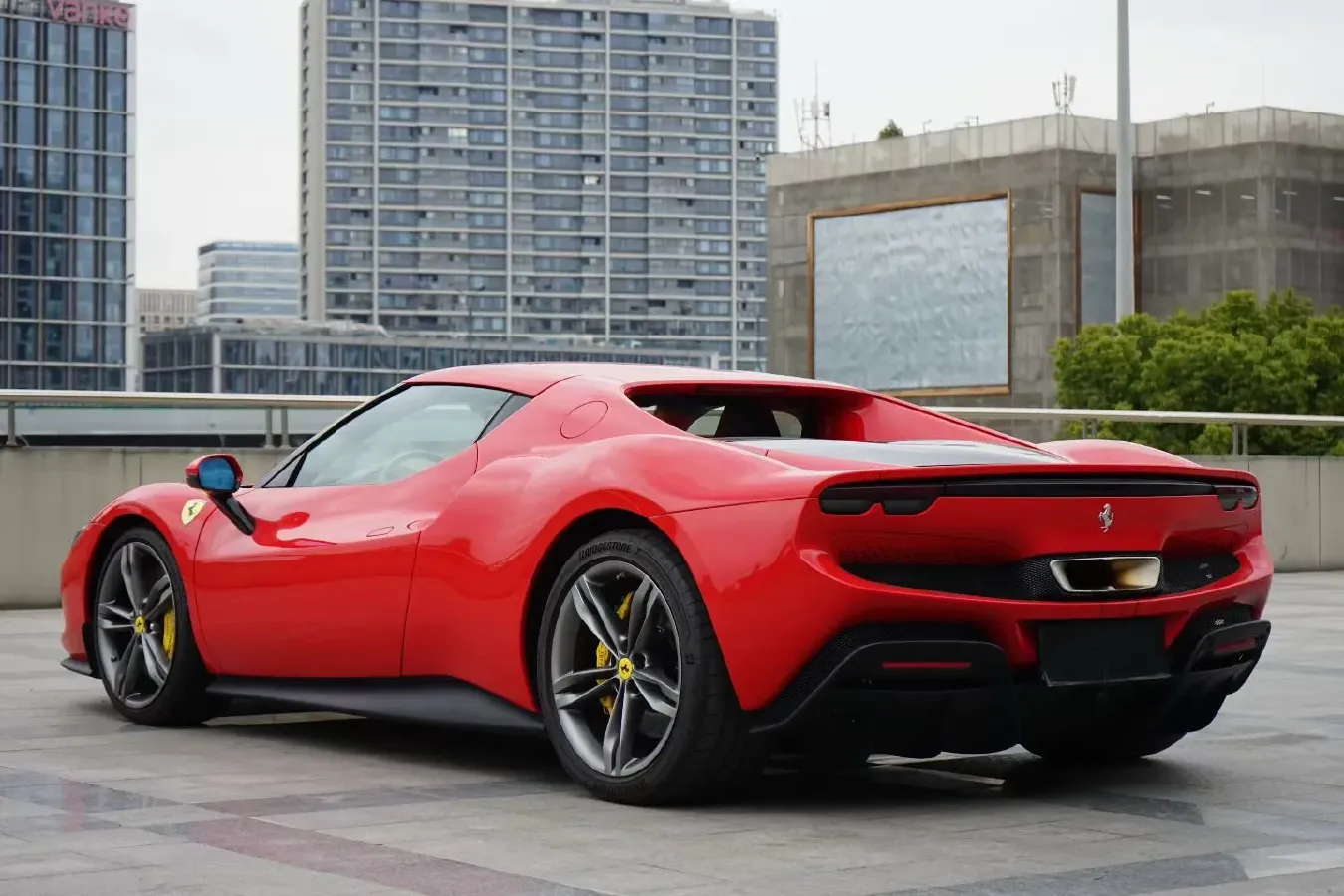 2021 Ferrari 296 3.0T 663HP V6 8DCT PHEV 7.45KWH,autocango,china used car exporter,china ev exporter,chinese used car exporter,chinese used ev exporter