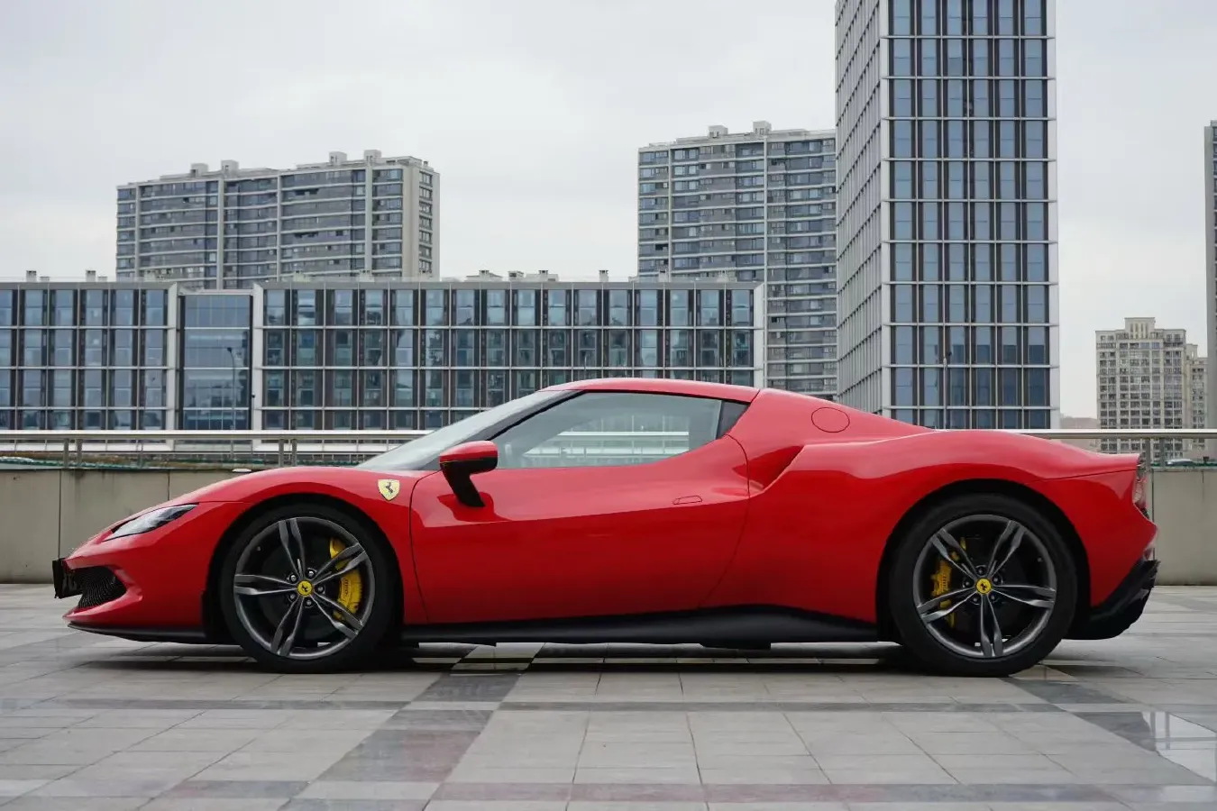 2021 Ferrari 296 3.0T 663HP V6 8DCT PHEV 7.45KWH,autocango,china used car exporter,china ev exporter,chinese used car exporter,chinese used ev exporter