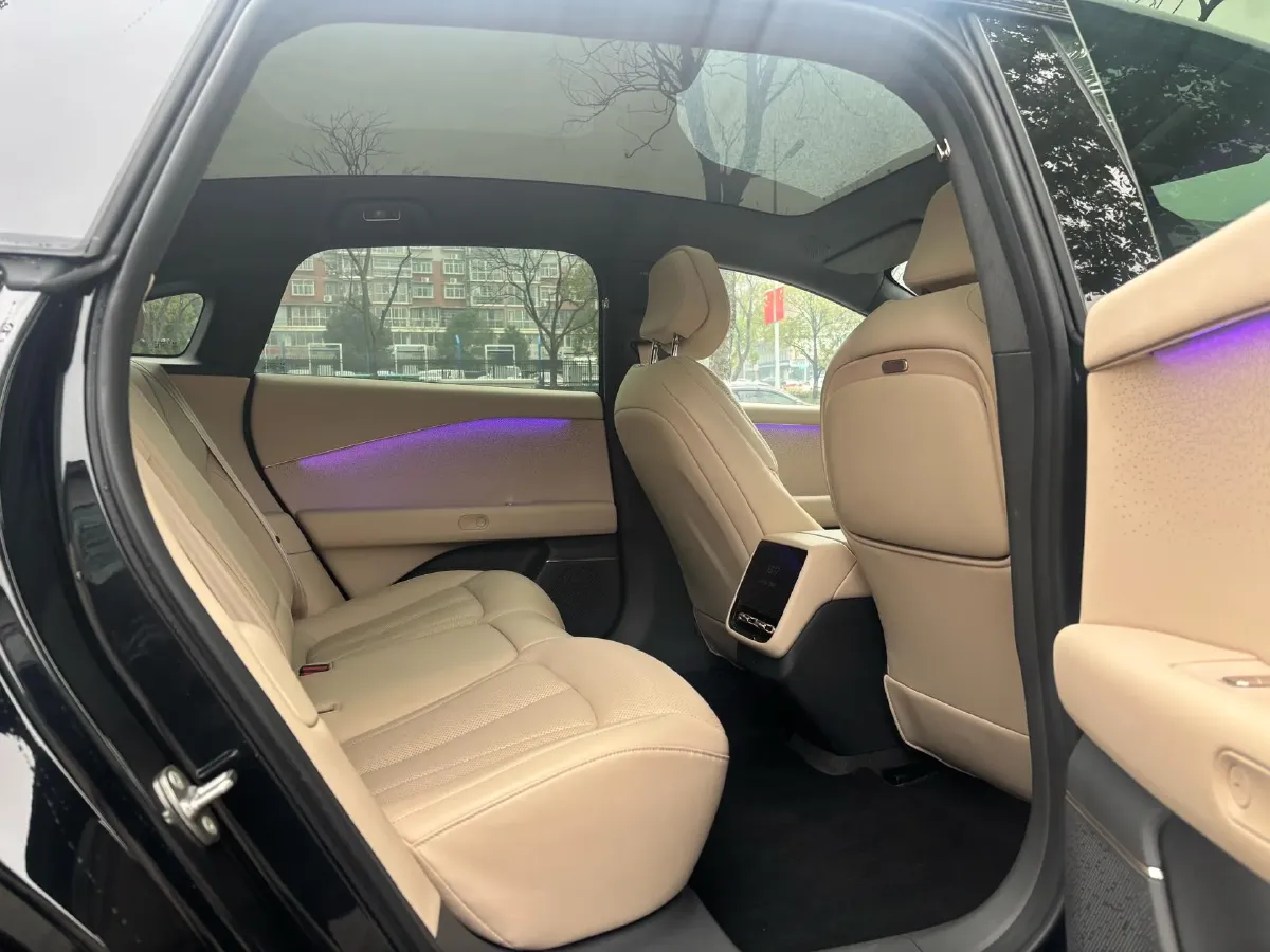 2024 Xpeng P7+ BEV 60.7KWH,autocango,china used car exporter,china ev exporter,chinese used car exporter,chinese used ev exporter