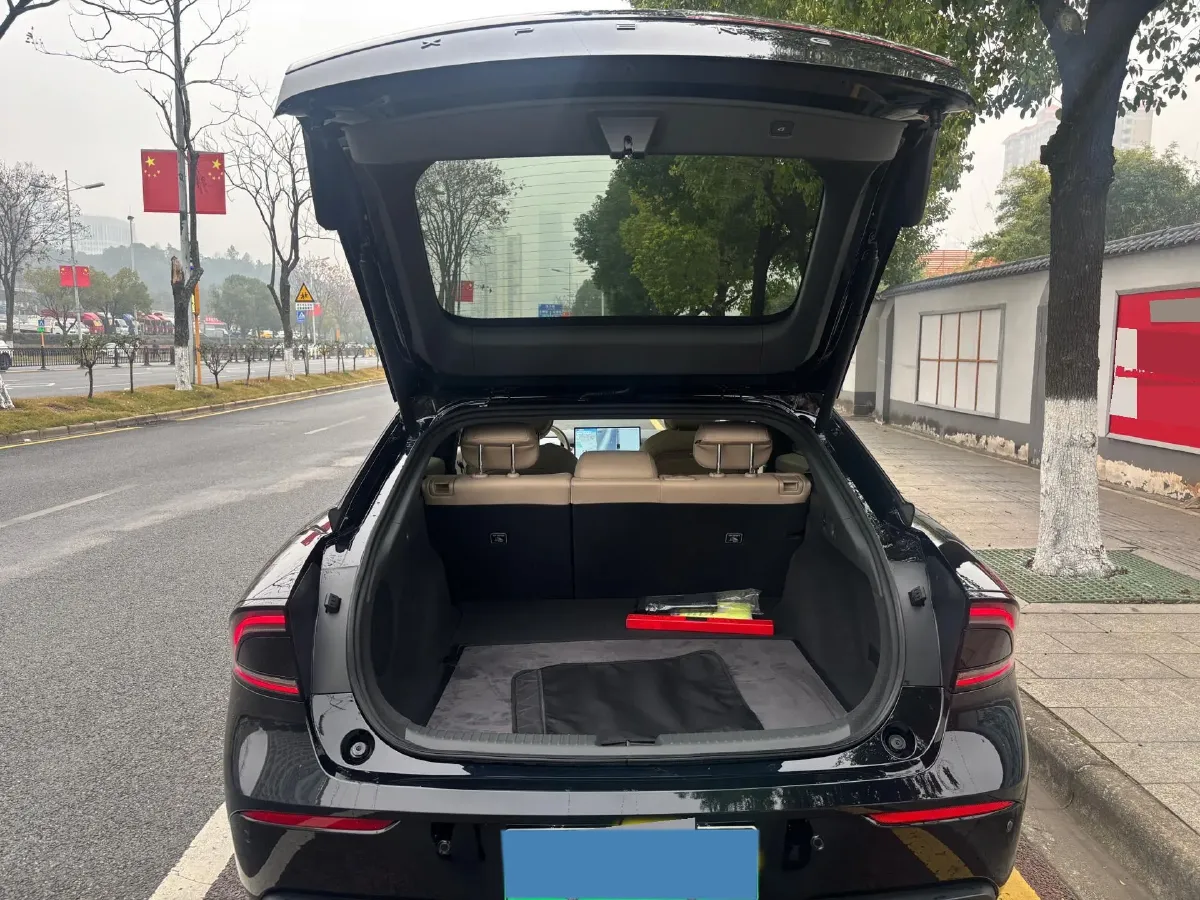 2024 Xpeng P7+ BEV 60.7KWH,autocango,china used car exporter,china ev exporter,chinese used car exporter,chinese used ev exporter