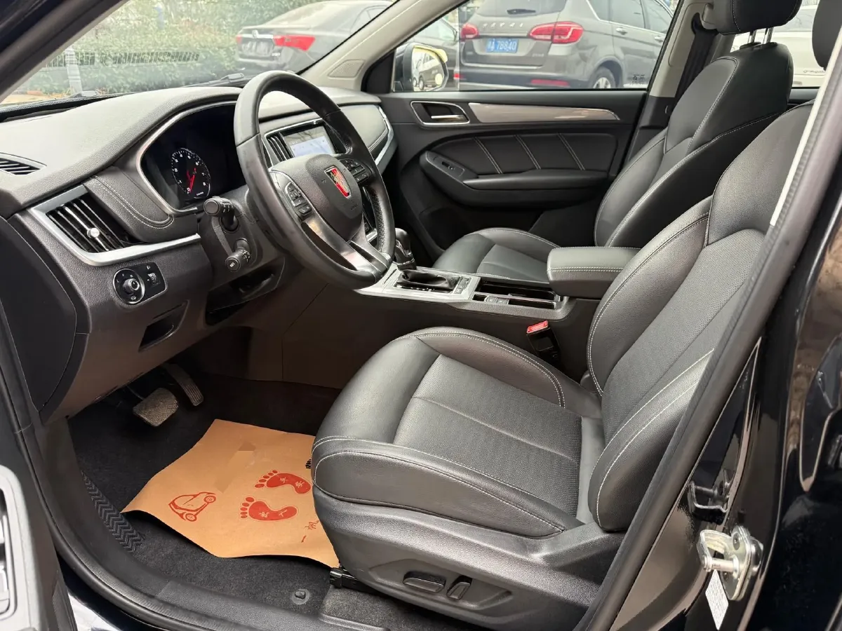 2019 Roewe i6 1.5T 169HP L4 7DCT,autocango,china used car exporter,china ev exporter,chinese used car exporter,chinese used ev exporter