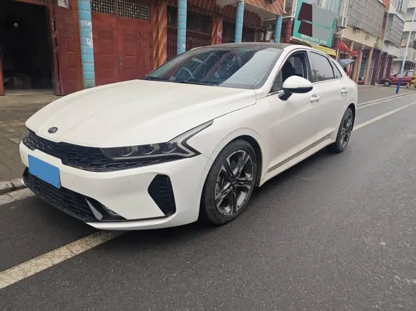 2020 Kia K5 2.0T 240HP L4 8AT